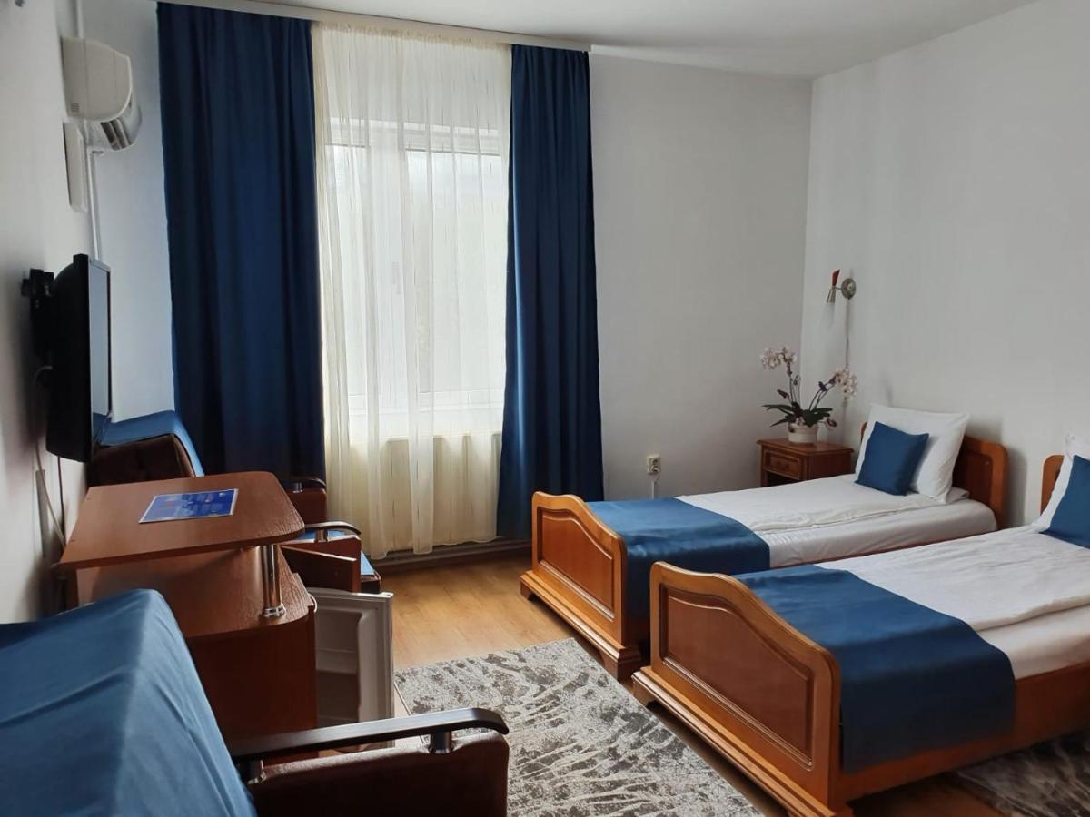 Motel Via Targu Mures Cristesti  Exterior photo